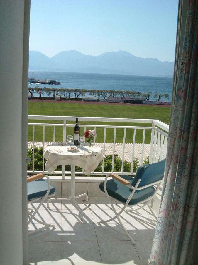 Stunning Seaview Town Apartment Агиос-Николаос Экстерьер фото